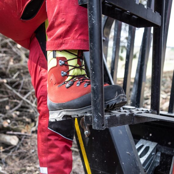 Pilčícke topánky červeno žltá