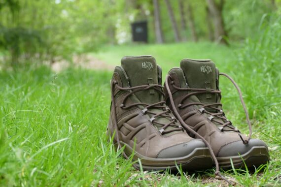 Pracovná obuv hnedo čierna 5