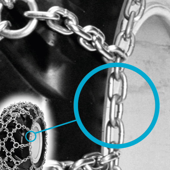 Snežné reťaze Pewag Forstgrip – detail robustných článkov a hrotov