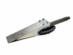 Výkonný mechanický kálací klin Forstreich TR 30-AQ s nosnosťou 25 ton.
