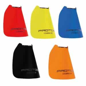 Farebné varianty plachtičky k prilbe Protos z materiálu Sympatex.