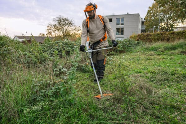 Vyžínač STIHL AKU FSA 200 AC - Image 3