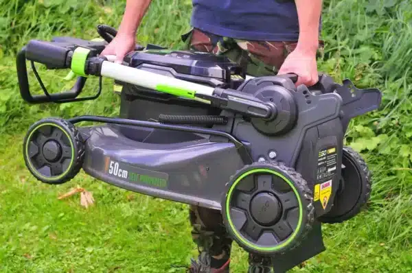 AKU kosačka EGO POWER+ 2021E-SP 50cm s pojazdom a 5.0Ah batériou - Image 6