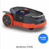 Robotická kosačka Segway Navimow X390E s oranžovými kolesami a kamerovým systémom.