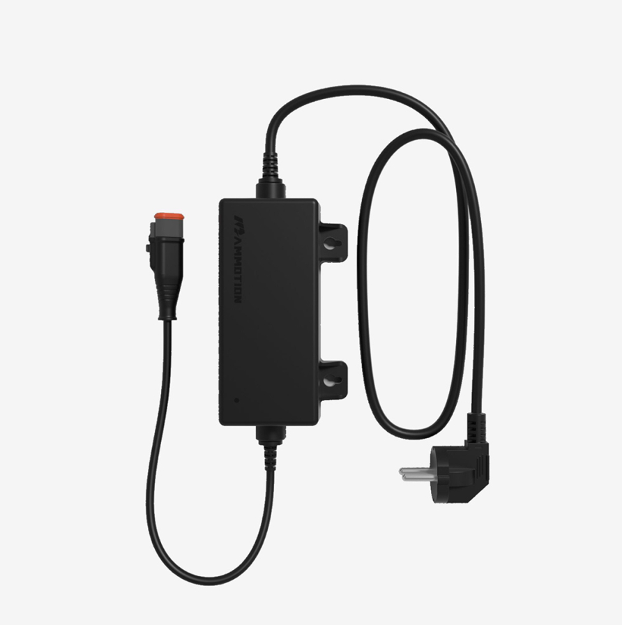 Nabíjací adaptér Mammotion pre LUBA mini a YUKA mini.