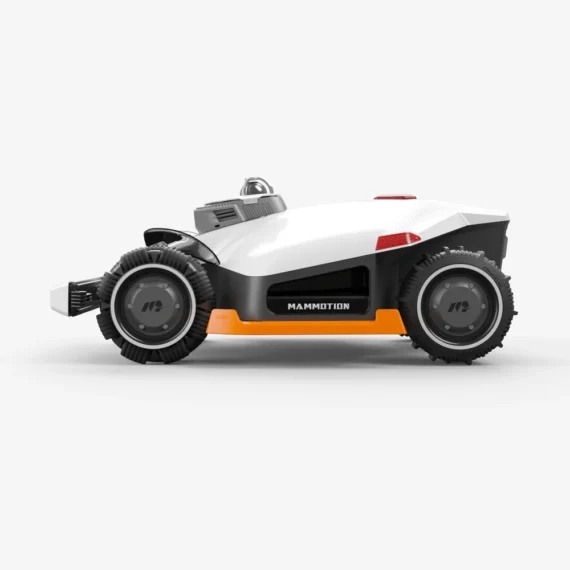 Bočný pohľad na Mammotion LUBA 3 AWD 5000 s pohonom 4x4.