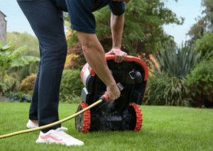 čistenie robotickej kosačky segway navimow h215e vodou ip66